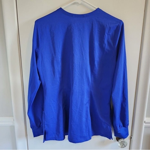 Healing Hands 3-piece scrub set - Picture 7 of 8